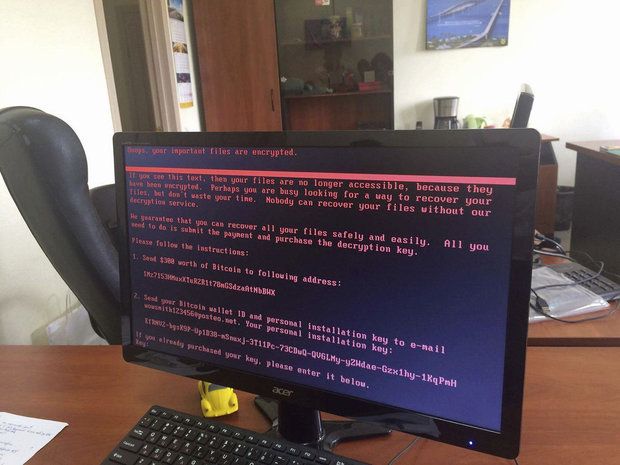 screen cyberattack warning notice