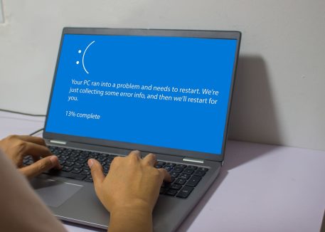 A user fixing the blue screen on death
