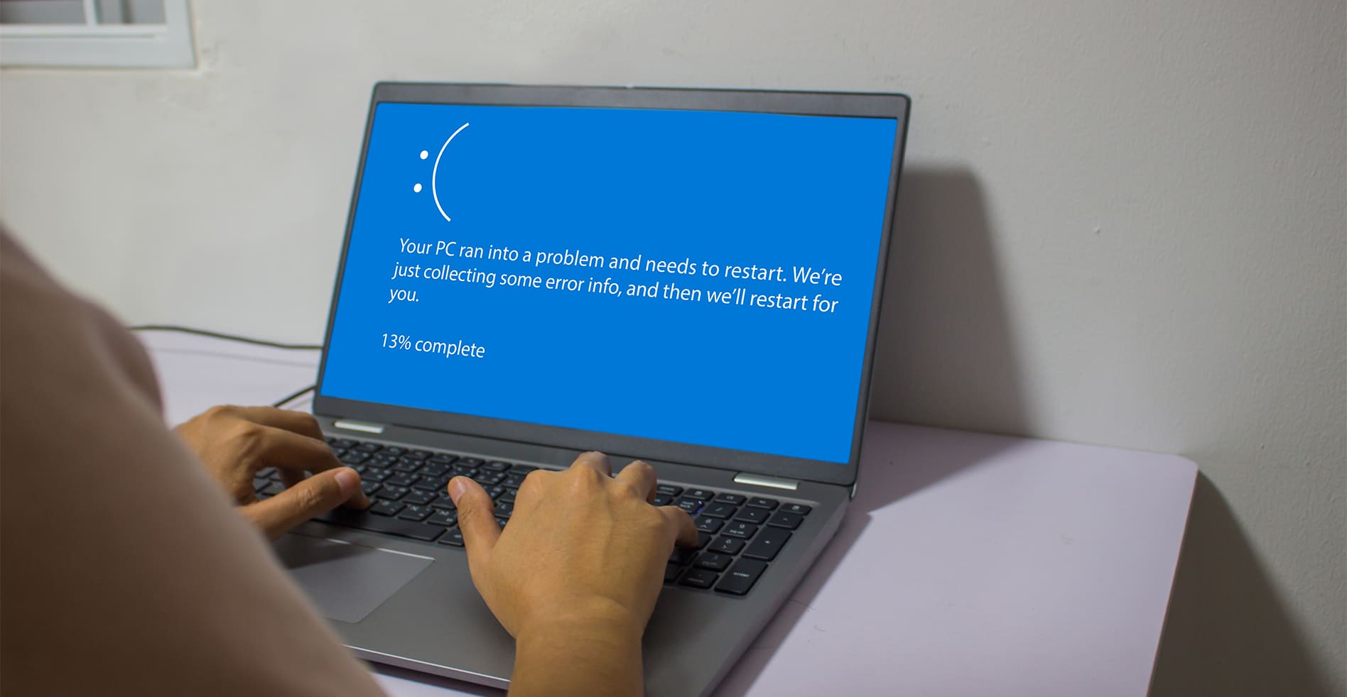 A user fixing the blue screen on death
